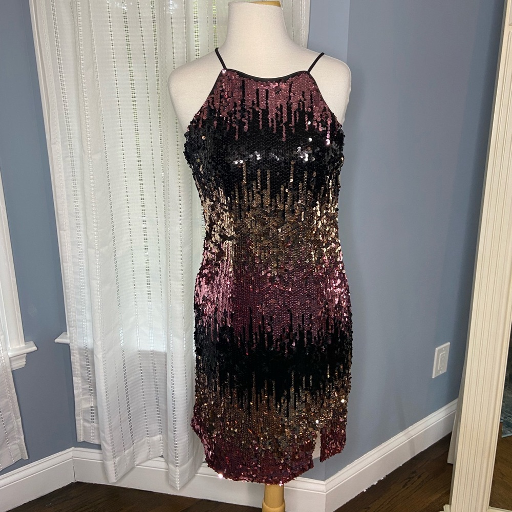NWOT Venus Ombré Sequin Cocktail Dress